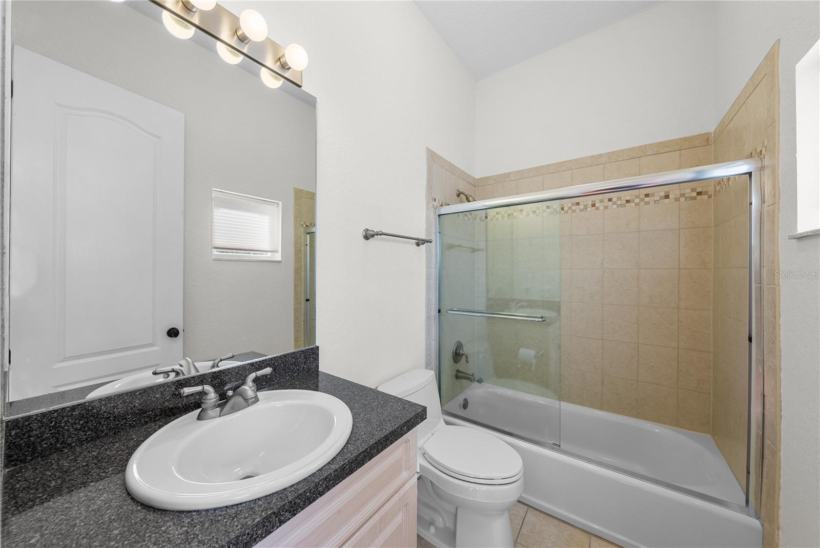 SUNSET PARK - Residential