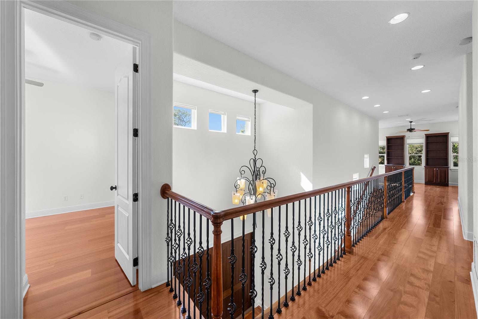 SUNSET PARK - Residential