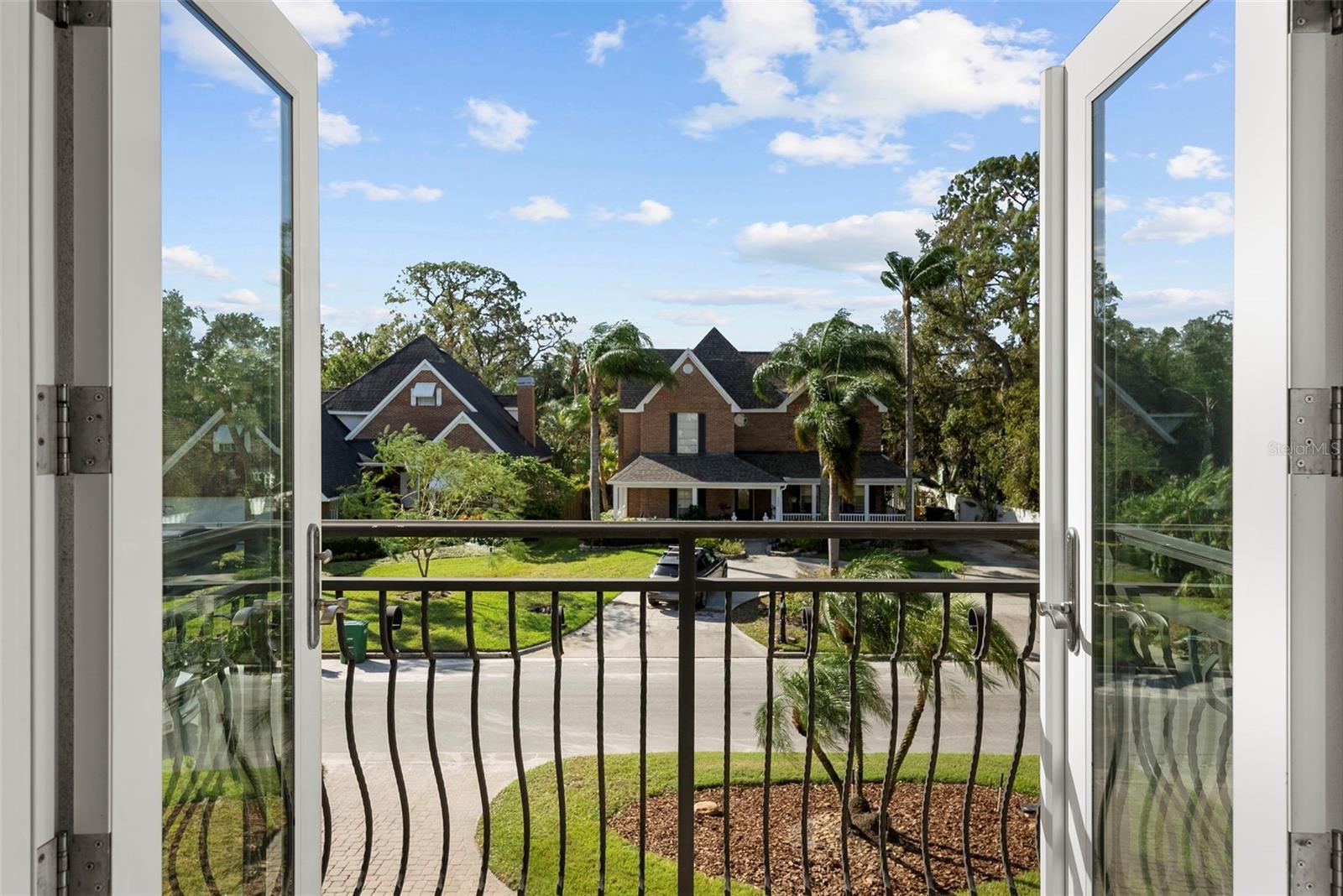 SUNSET PARK - Residential