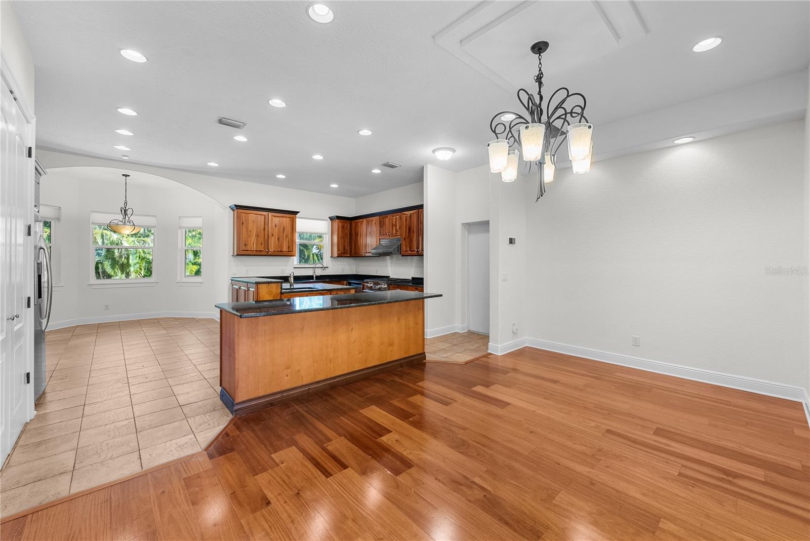 SUNSET PARK - Residential