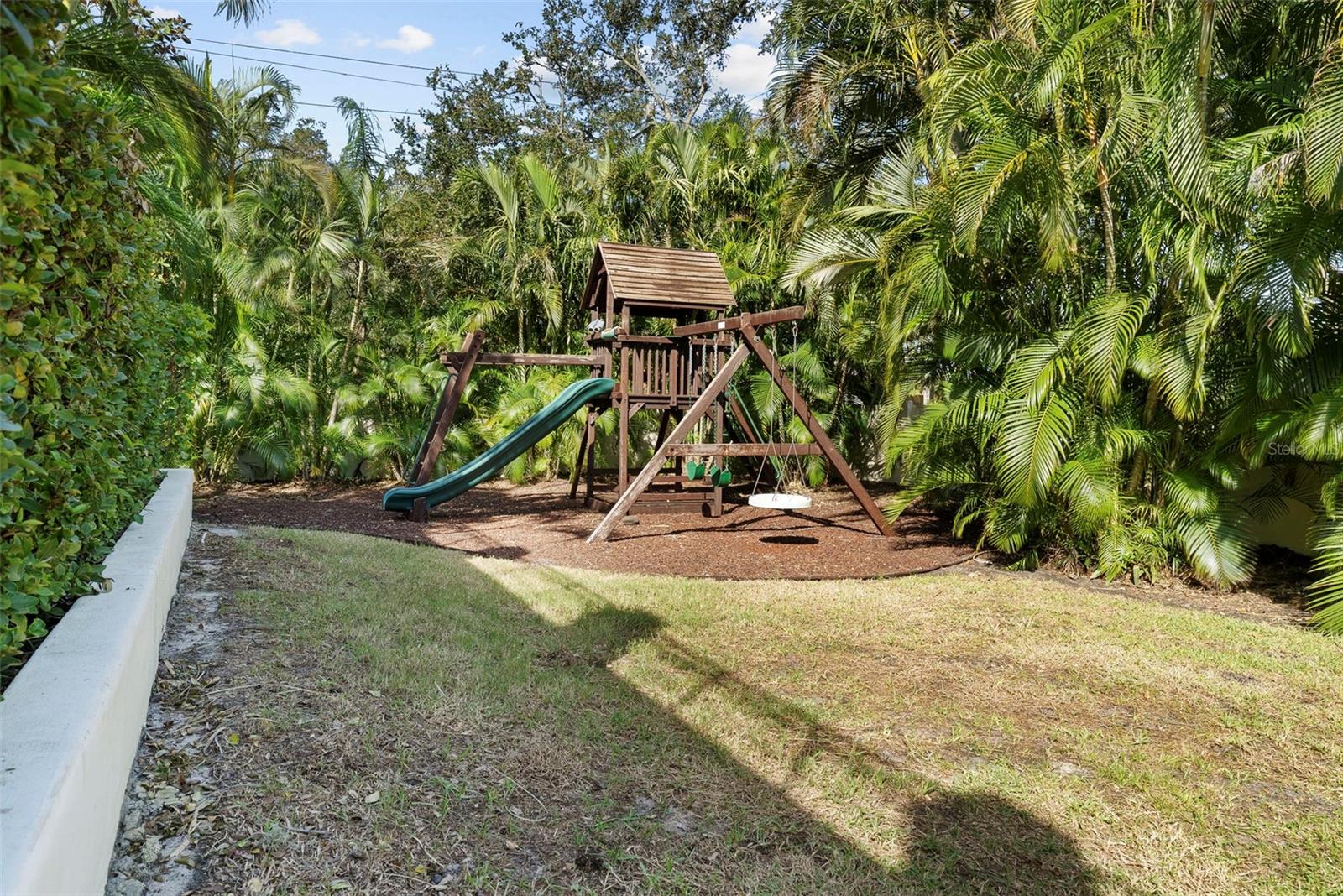 SUNSET PARK - Residential