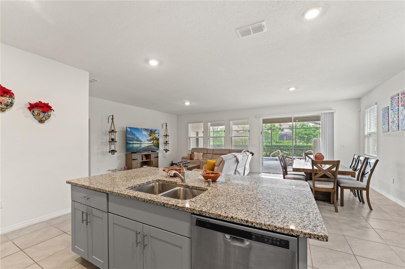 SOLTERRA PH 2D - Residential
