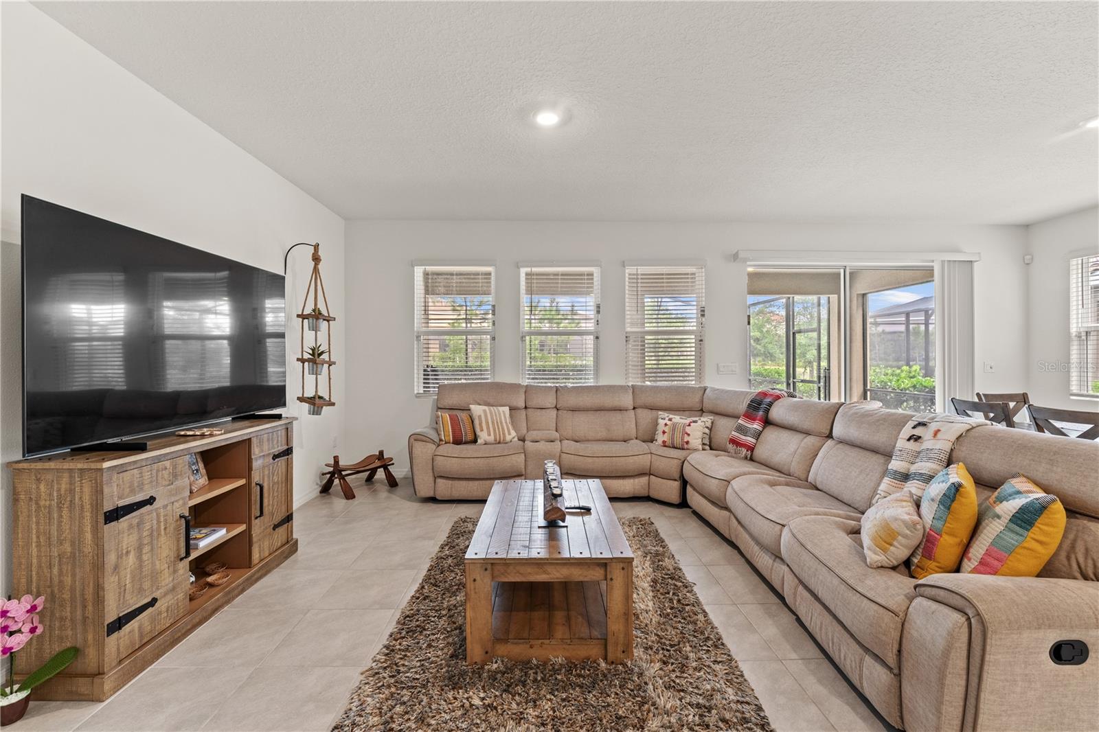 SOLTERRA PH 2D - Residential