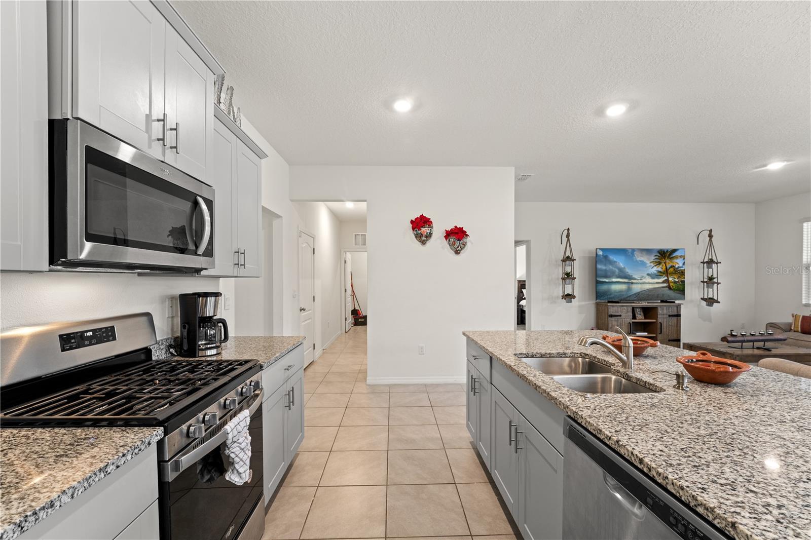 SOLTERRA PH 2D - Residential