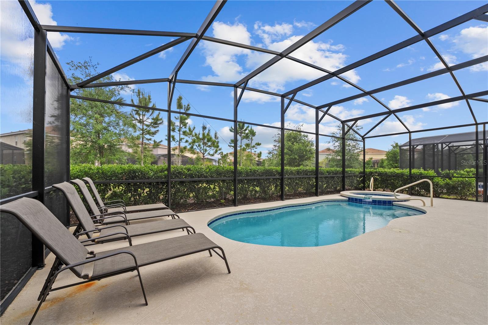 SOLTERRA PH 2D - Residential