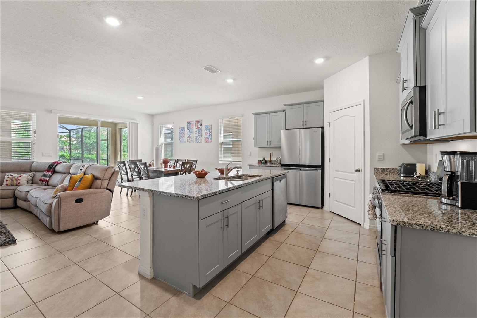 SOLTERRA PH 2D - Residential