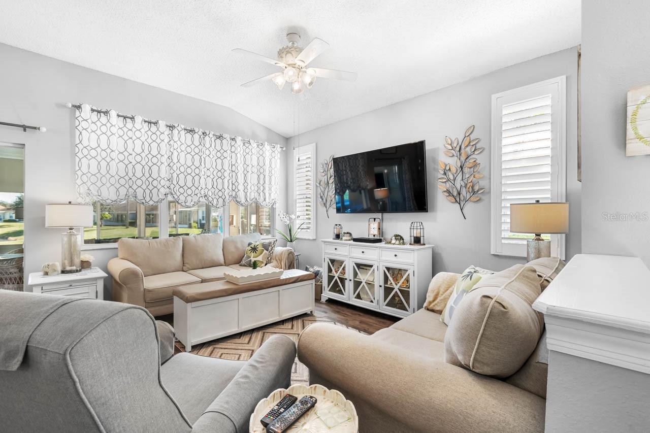 RADISON 02 CONDO - Residential Lease