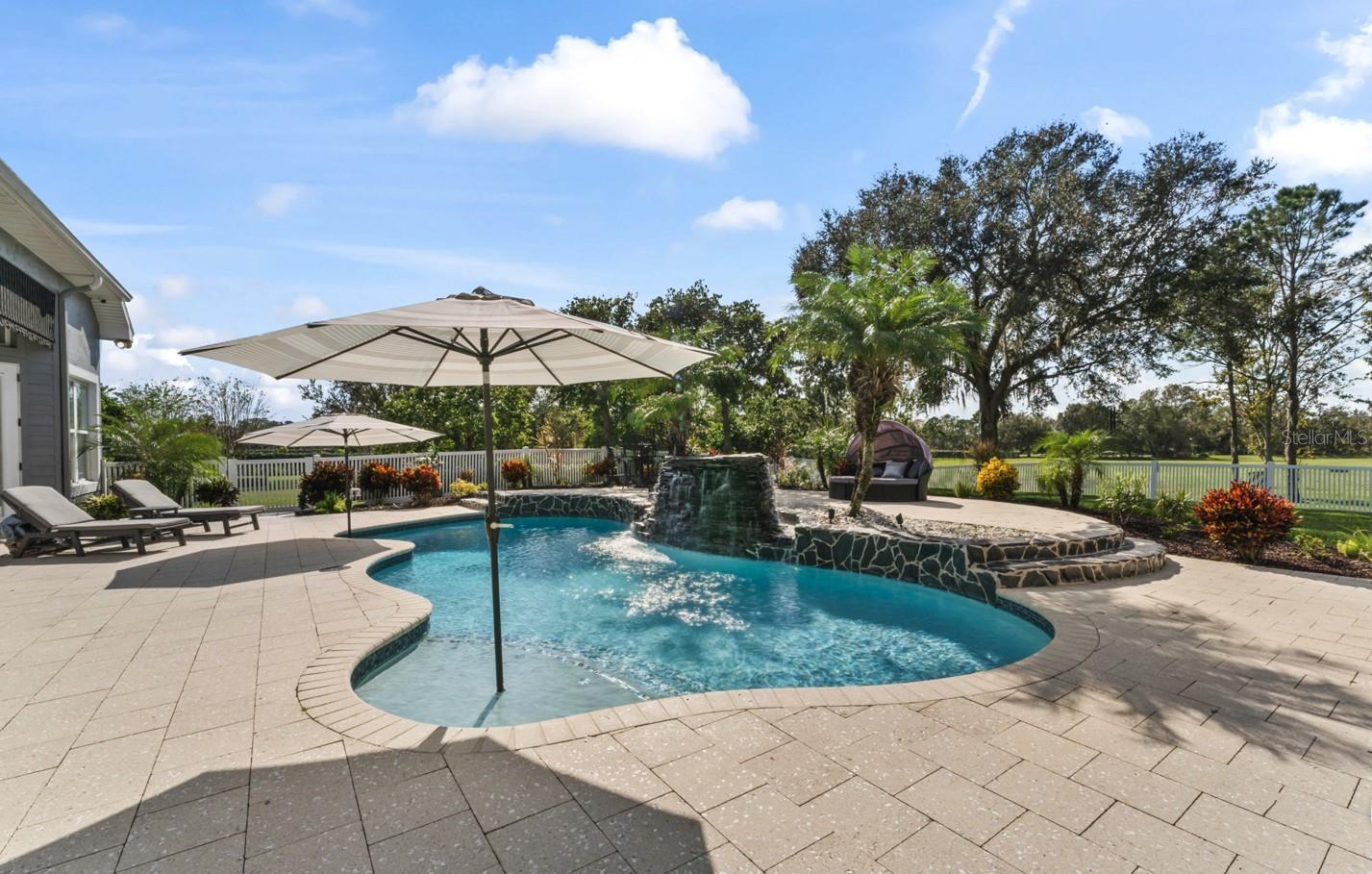 HAMMOCK OAKS RESERVE - Residential