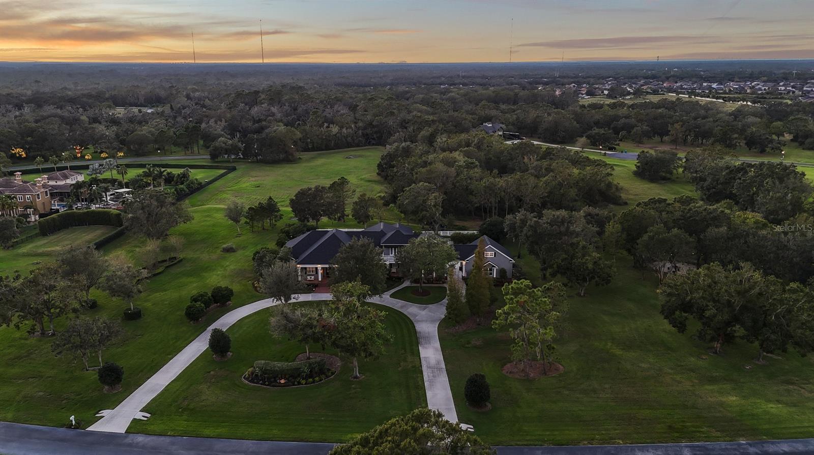 HAMMOCK OAKS RESERVE - Residential