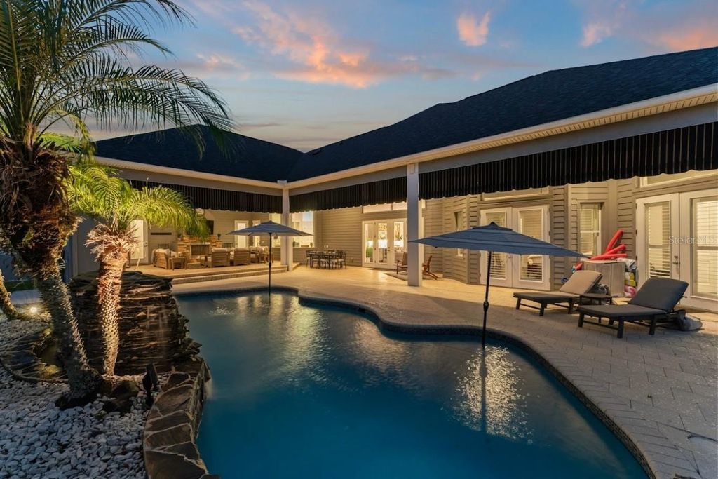 Photo of 11441 Hammock Oaks Court, Lithia, FL 33547 (MLS # TB8479132)