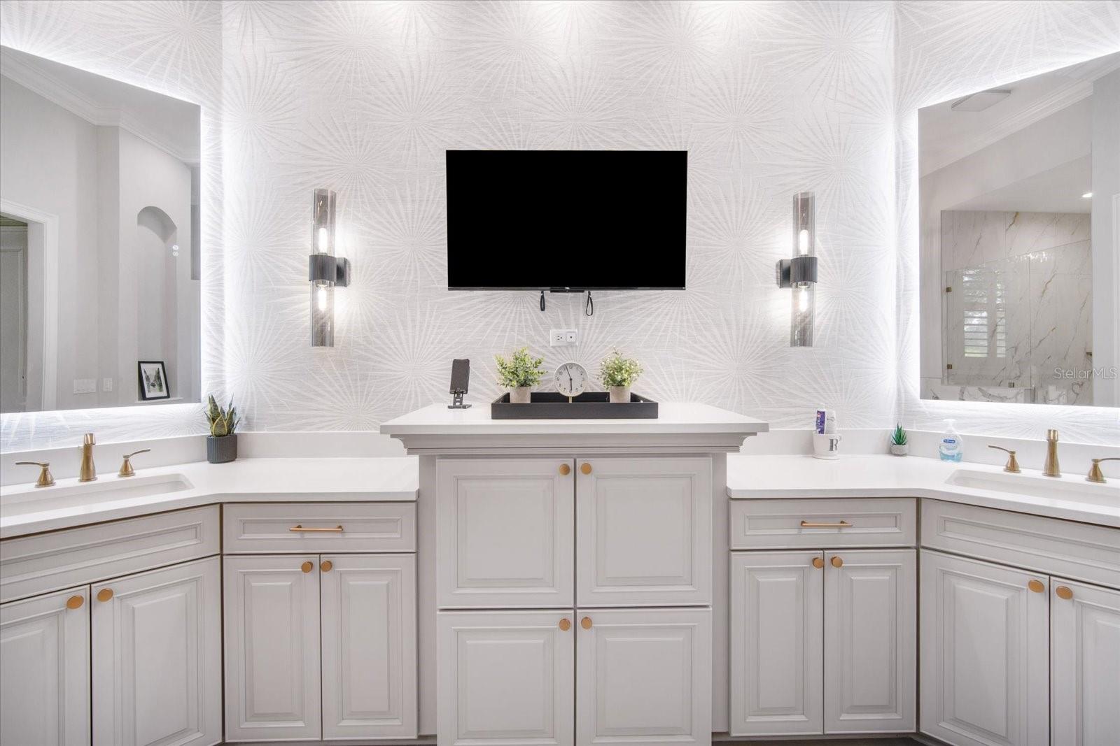 HAMMOCK OAKS RESERVE - Residential