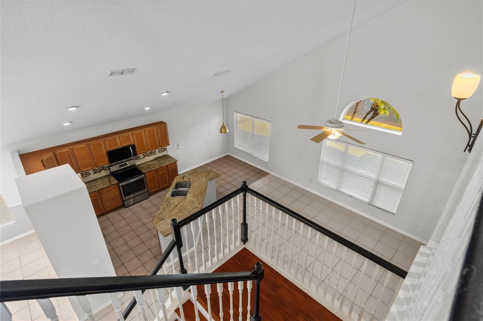 AVALON LAKES PH 01 VILLAGE I & J - Residential Lease