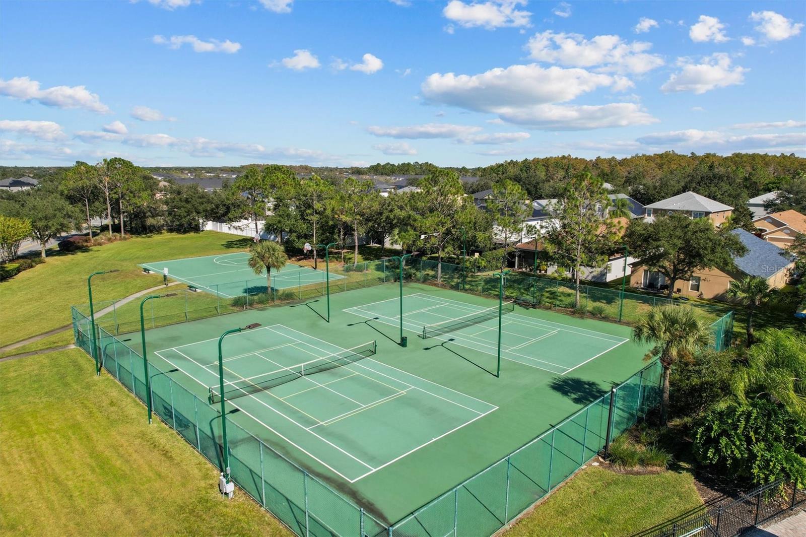 AVALON LAKES PH 01 VILLAGE I & J - Residential Lease