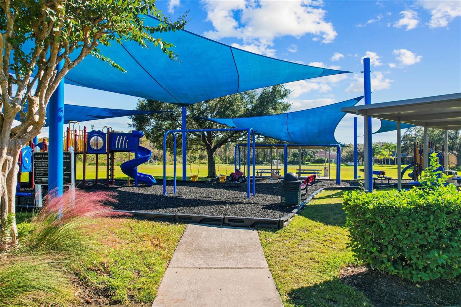 AVALON LAKES PH 01 VILLAGE I & J - Residential Lease