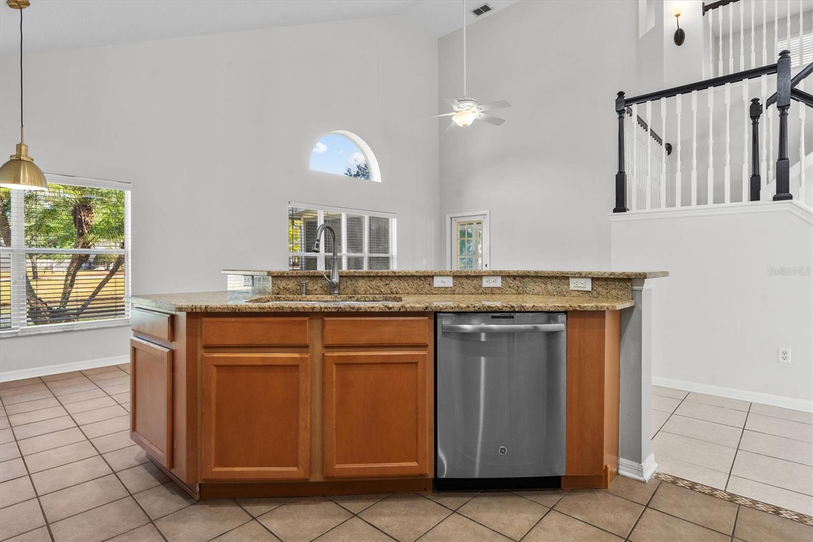 AVALON LAKES PH 01 VILLAGE I & J - Residential Lease