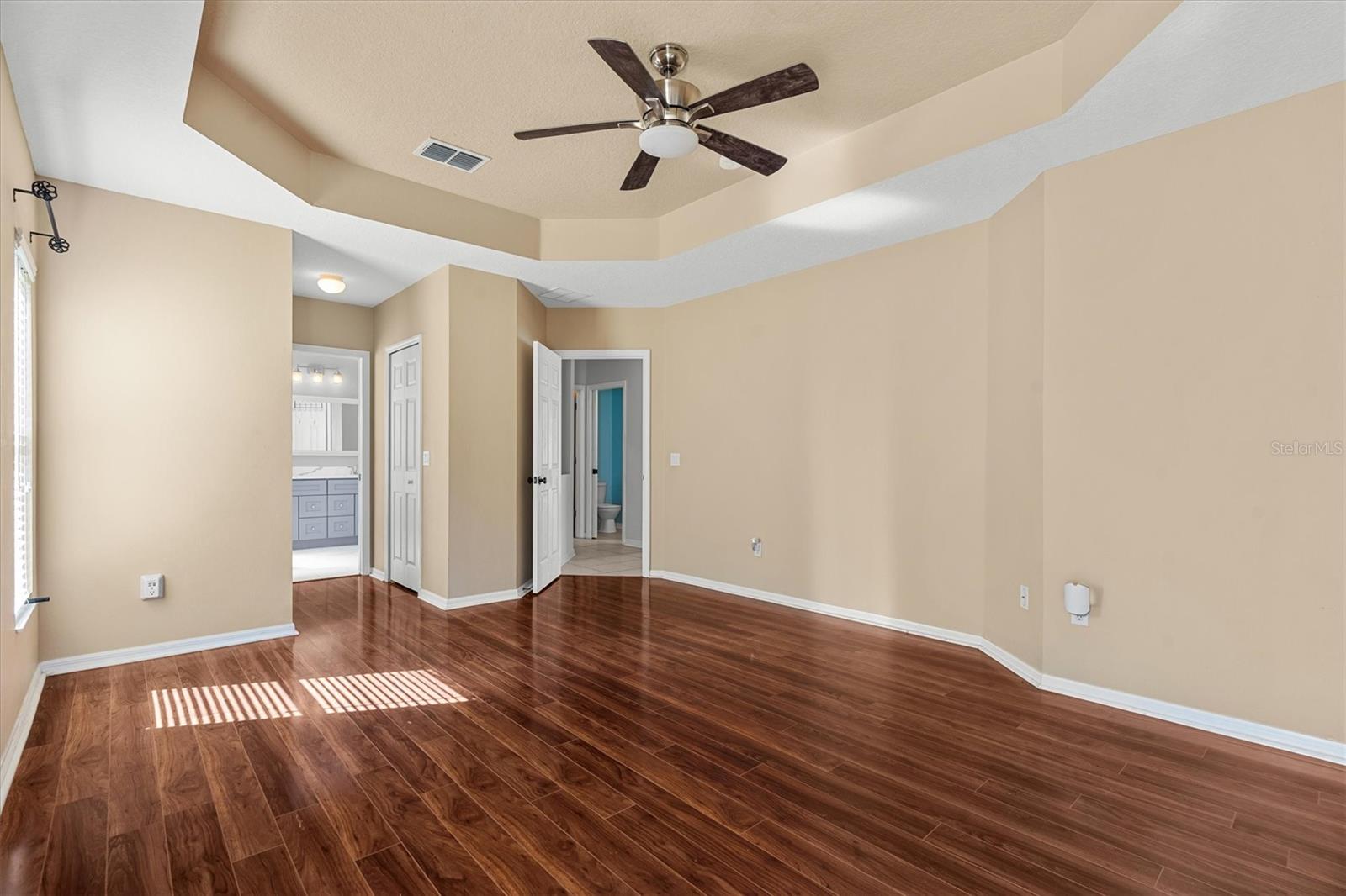 AVALON LAKES PH 01 VILLAGE I & J - Residential Lease