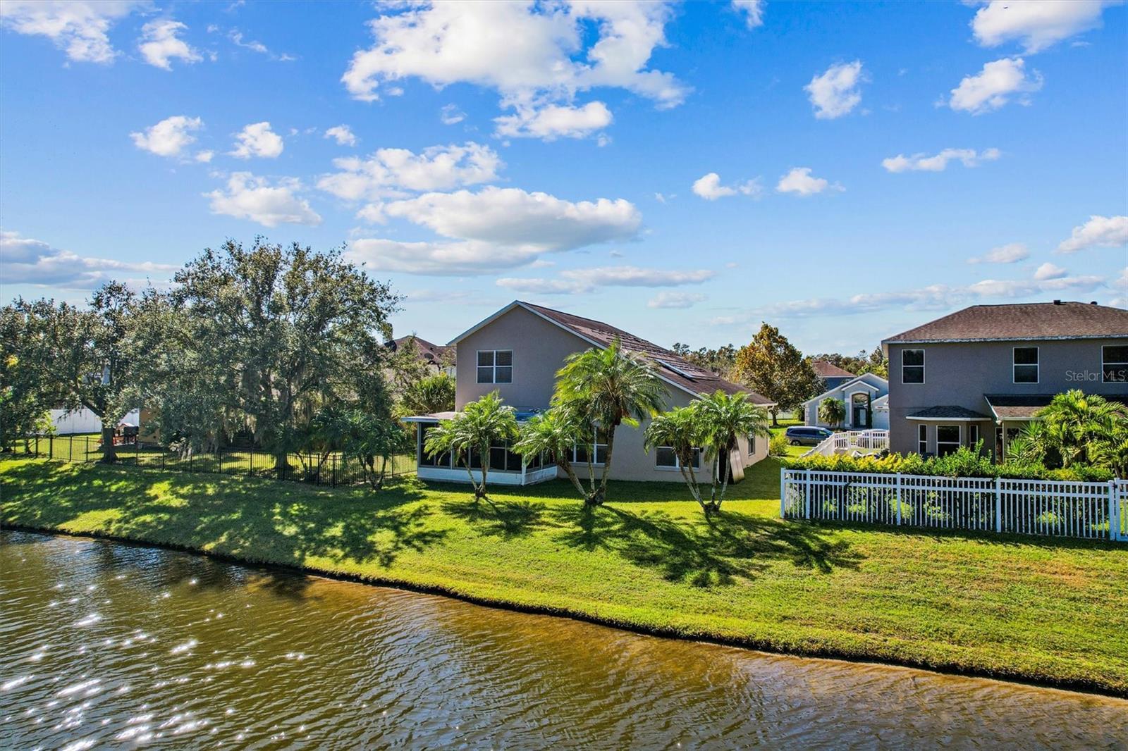 AVALON LAKES PH 01 VILLAGE I & J - Residential Lease