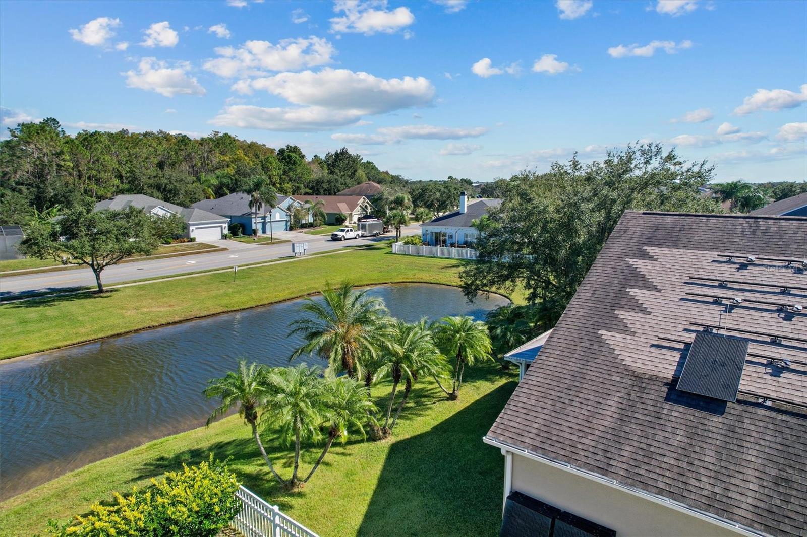 AVALON LAKES PH 01 VILLAGE I & J - Residential Lease