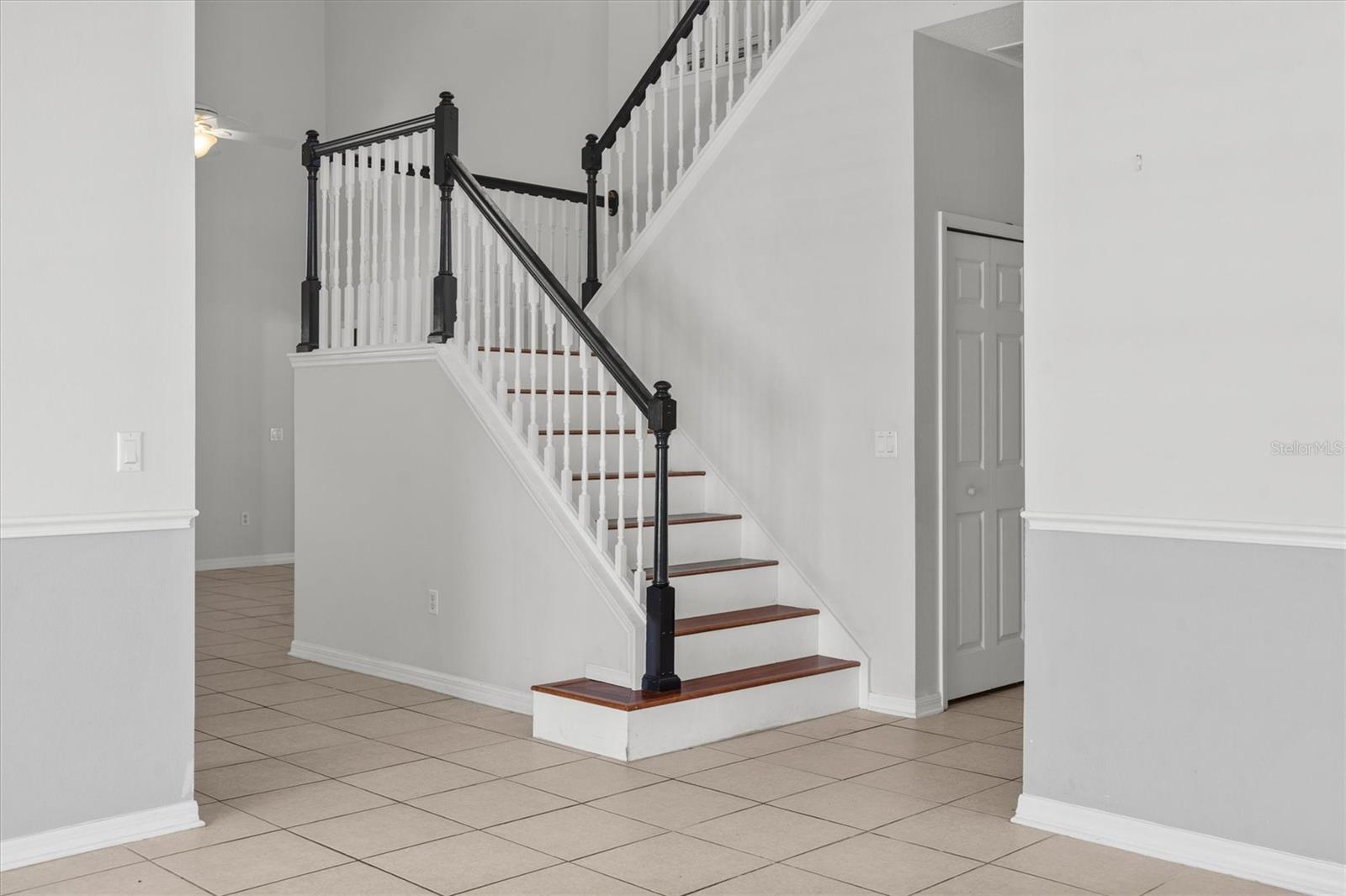 AVALON LAKES PH 01 VILLAGE I & J - Residential Lease