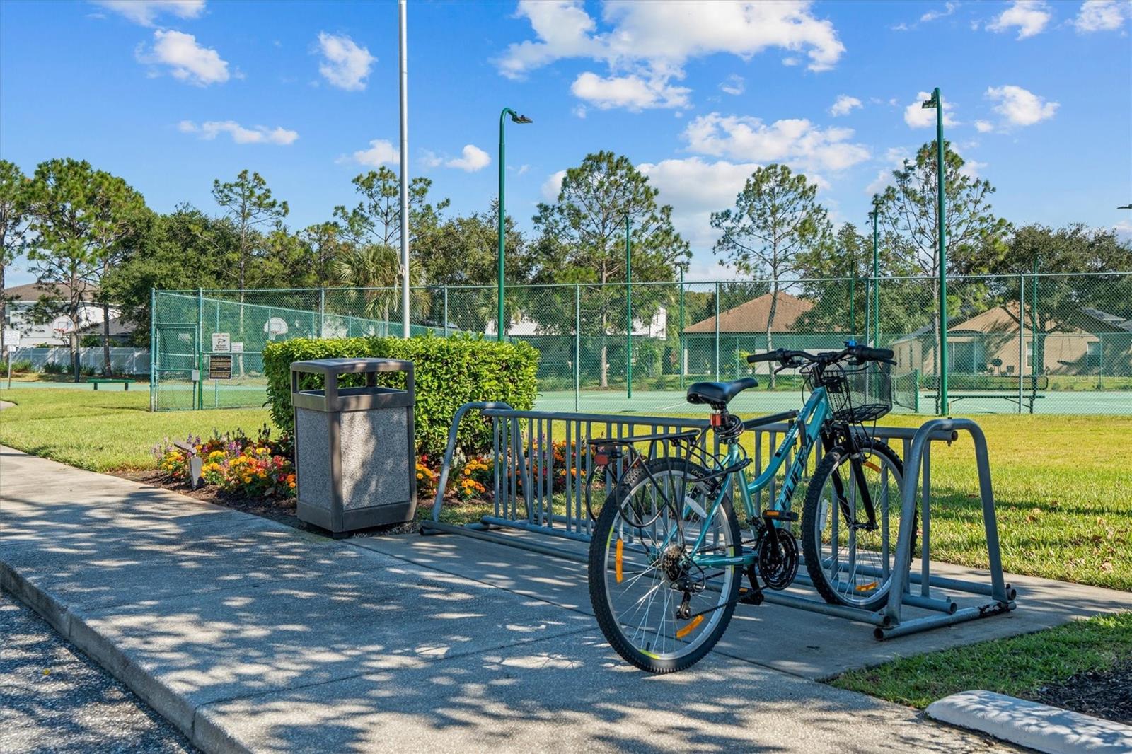 AVALON LAKES PH 01 VILLAGE I & J - Residential Lease