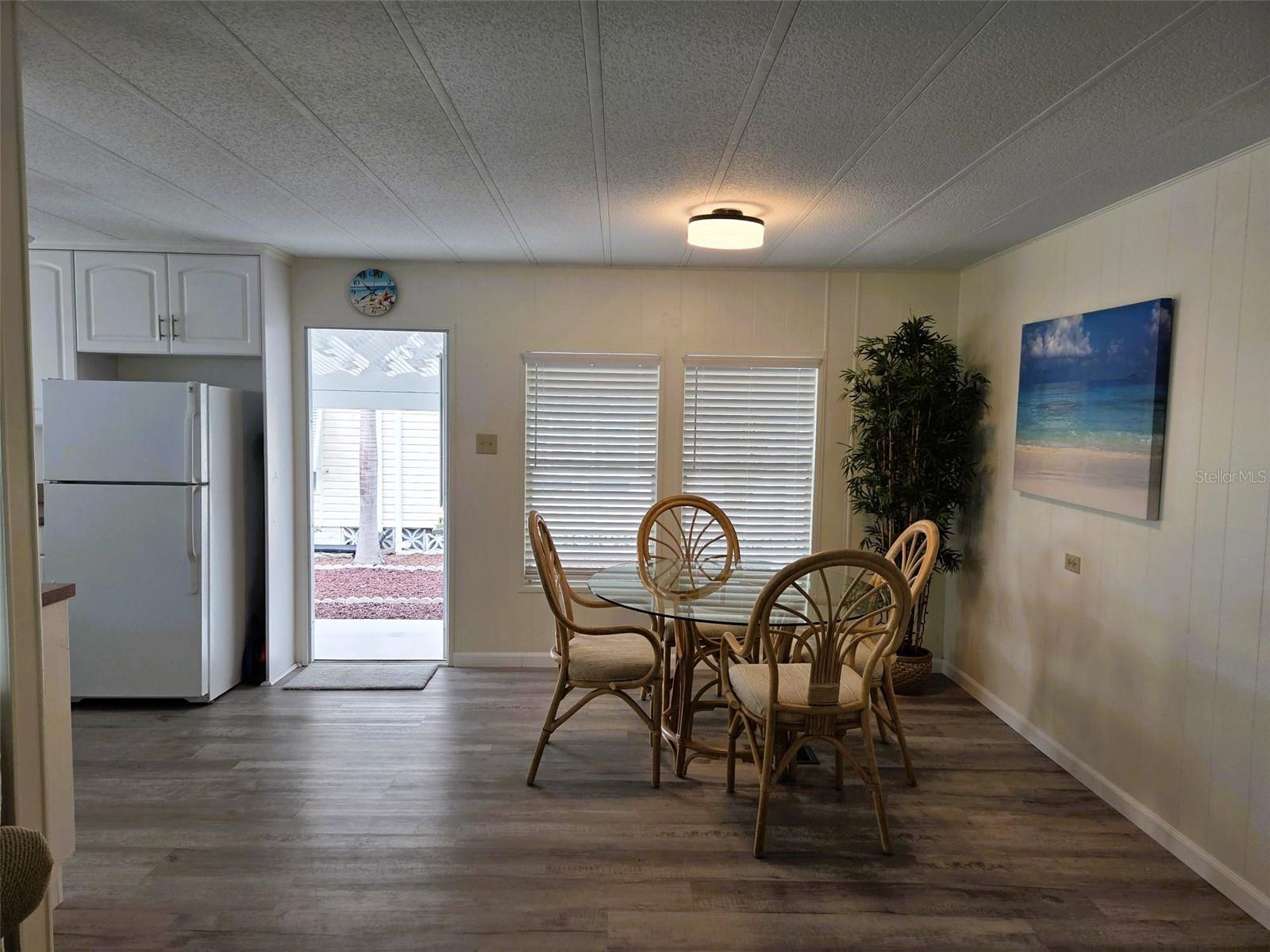 OAKWOOD MANOR - Residential