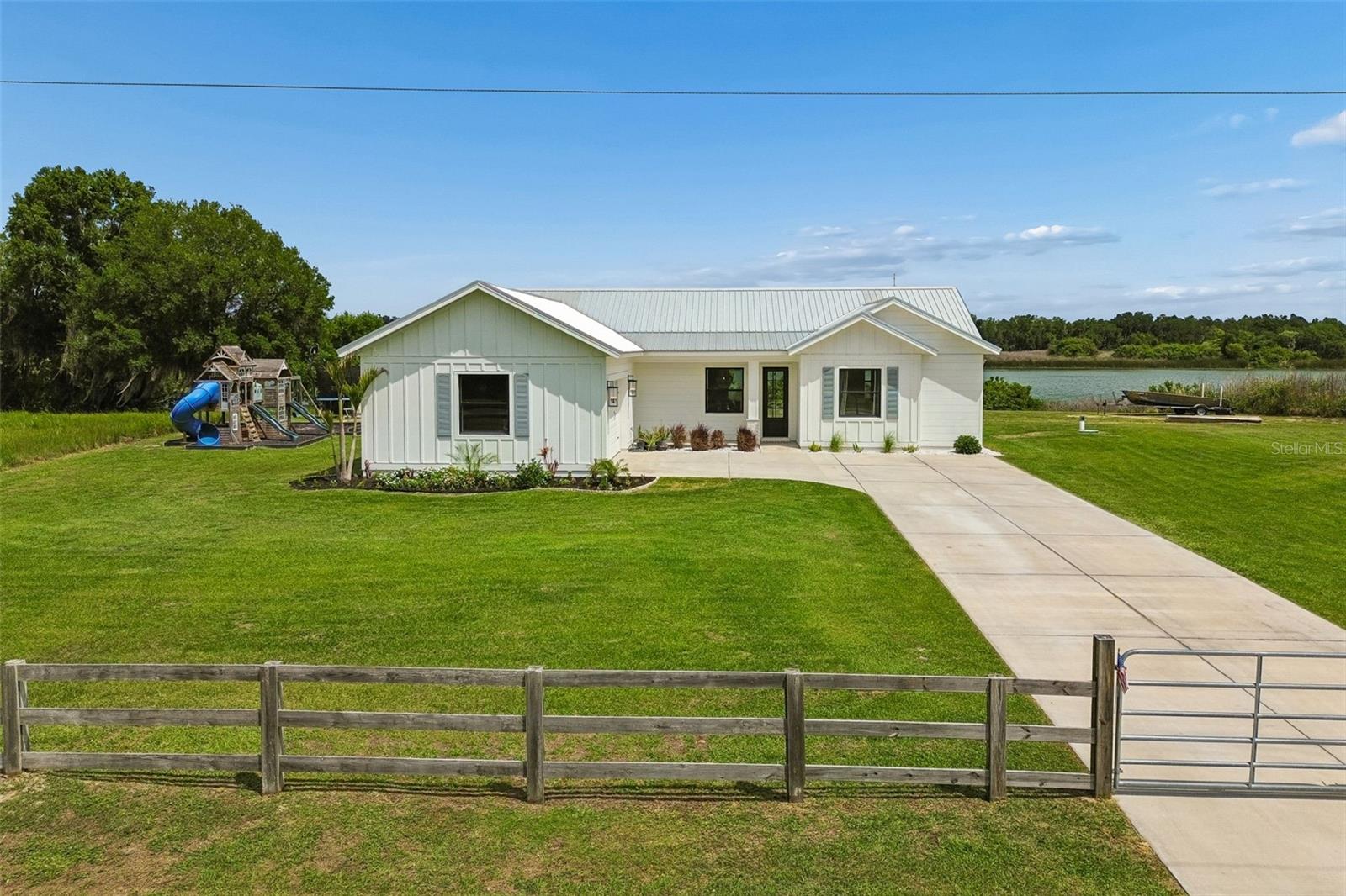 1980 OLD BREWSTER ROAD