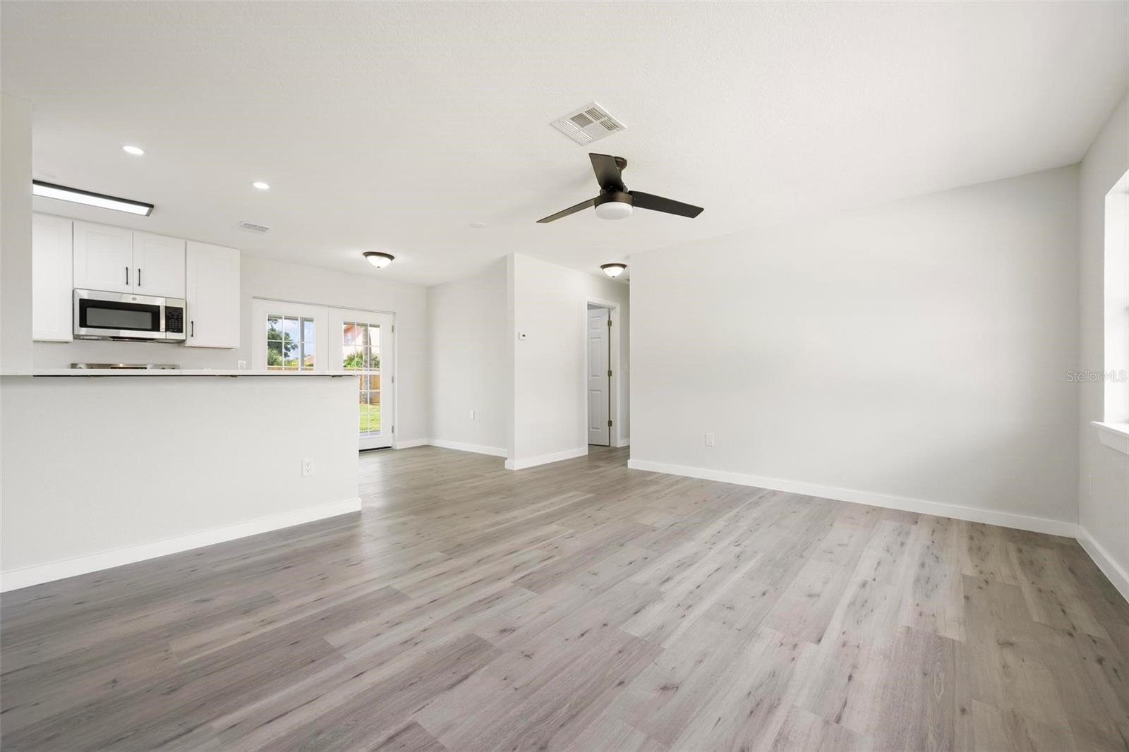 609 CARMEL ROAD