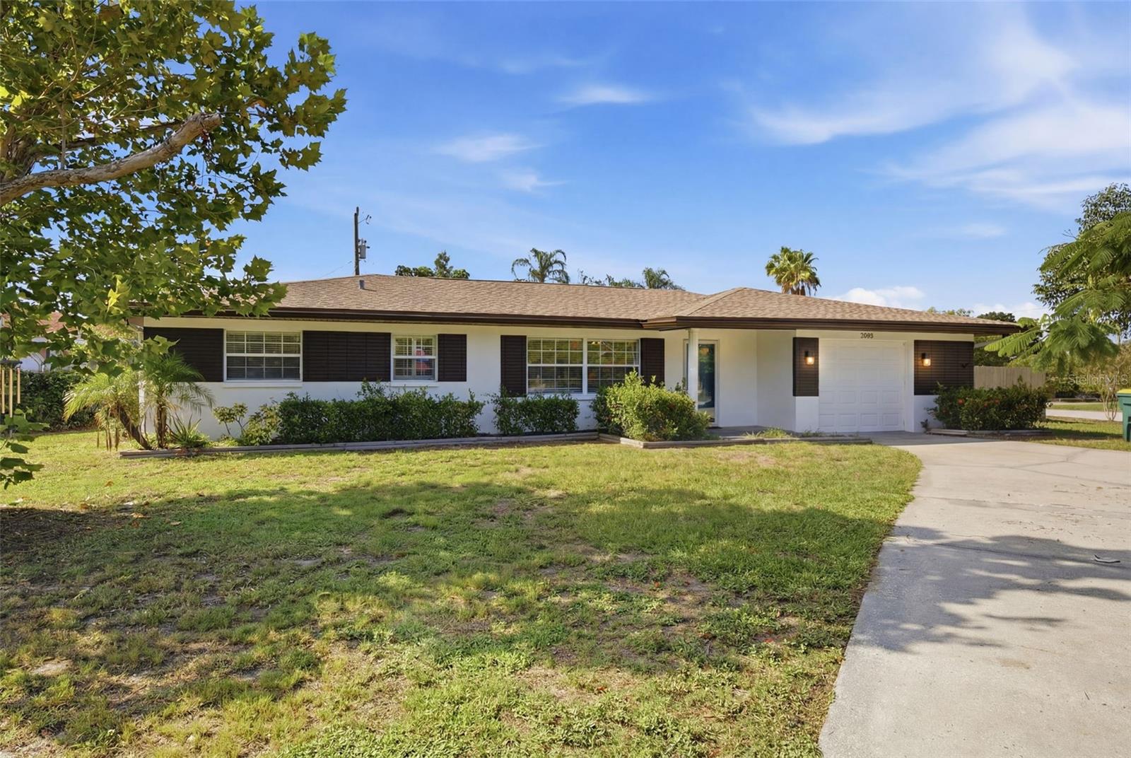 2051 MAGNOLIA DRIVE