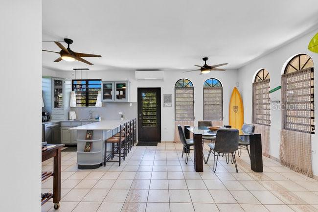 SECTOR LA JOYA BARRIO ENSENADA - Residential