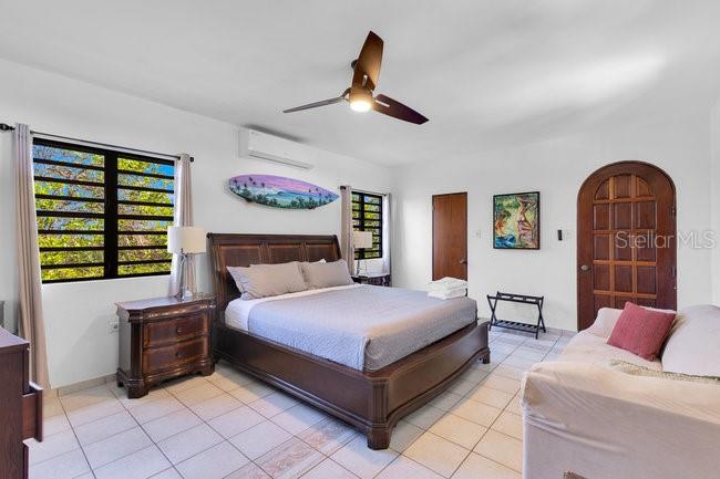 SECTOR LA JOYA BARRIO ENSENADA - Residential