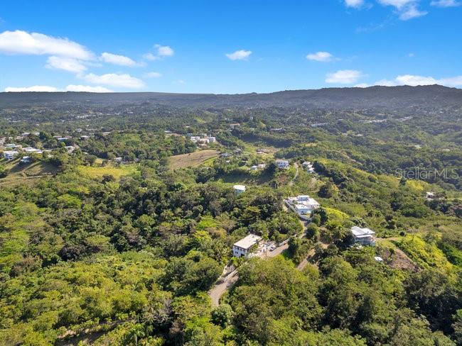 SECTOR LA JOYA BARRIO ENSENADA - Residential