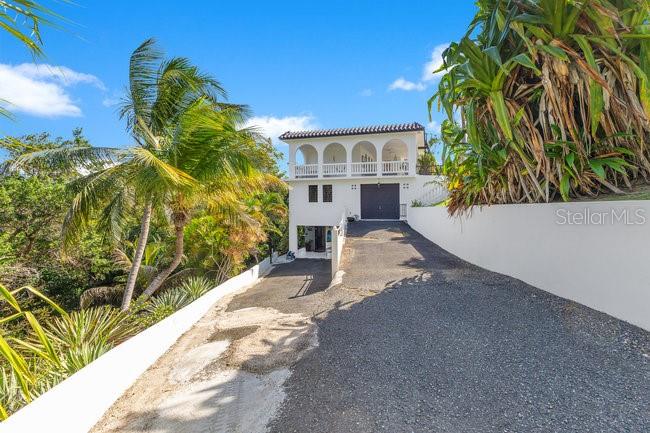 SECTOR LA JOYA BARRIO ENSENADA - Residential