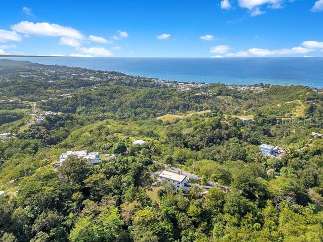 SECTOR LA JOYA BARRIO ENSENADA - Residential