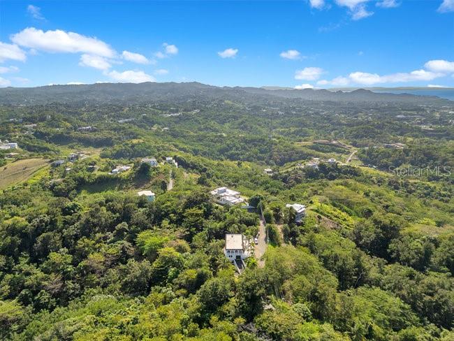 SECTOR LA JOYA BARRIO ENSENADA - Residential