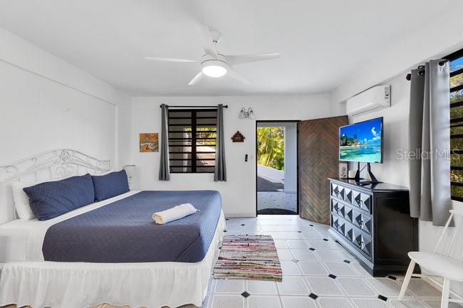 SECTOR LA JOYA BARRIO ENSENADA - Residential