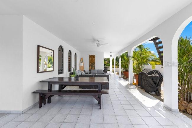 SECTOR LA JOYA BARRIO ENSENADA - Residential