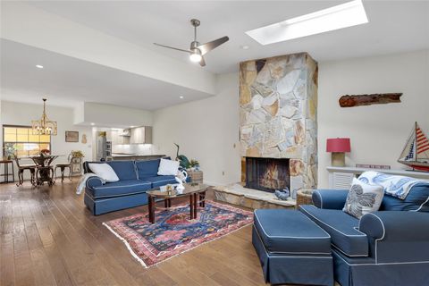 Tiny photo for 1111 Lakeshore Dr #A3, Eustis, FL 32726 (MLS # G5101315)