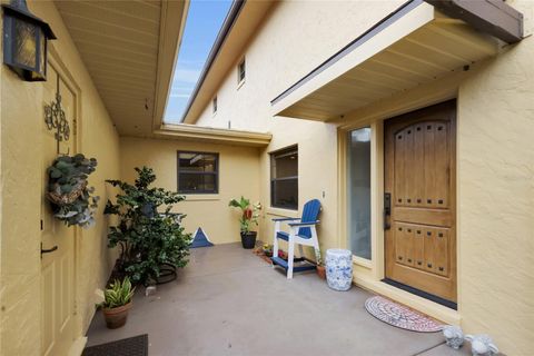 Tiny photo for 1111 Lakeshore Dr #A3, Eustis, FL 32726 (MLS # G5101315)