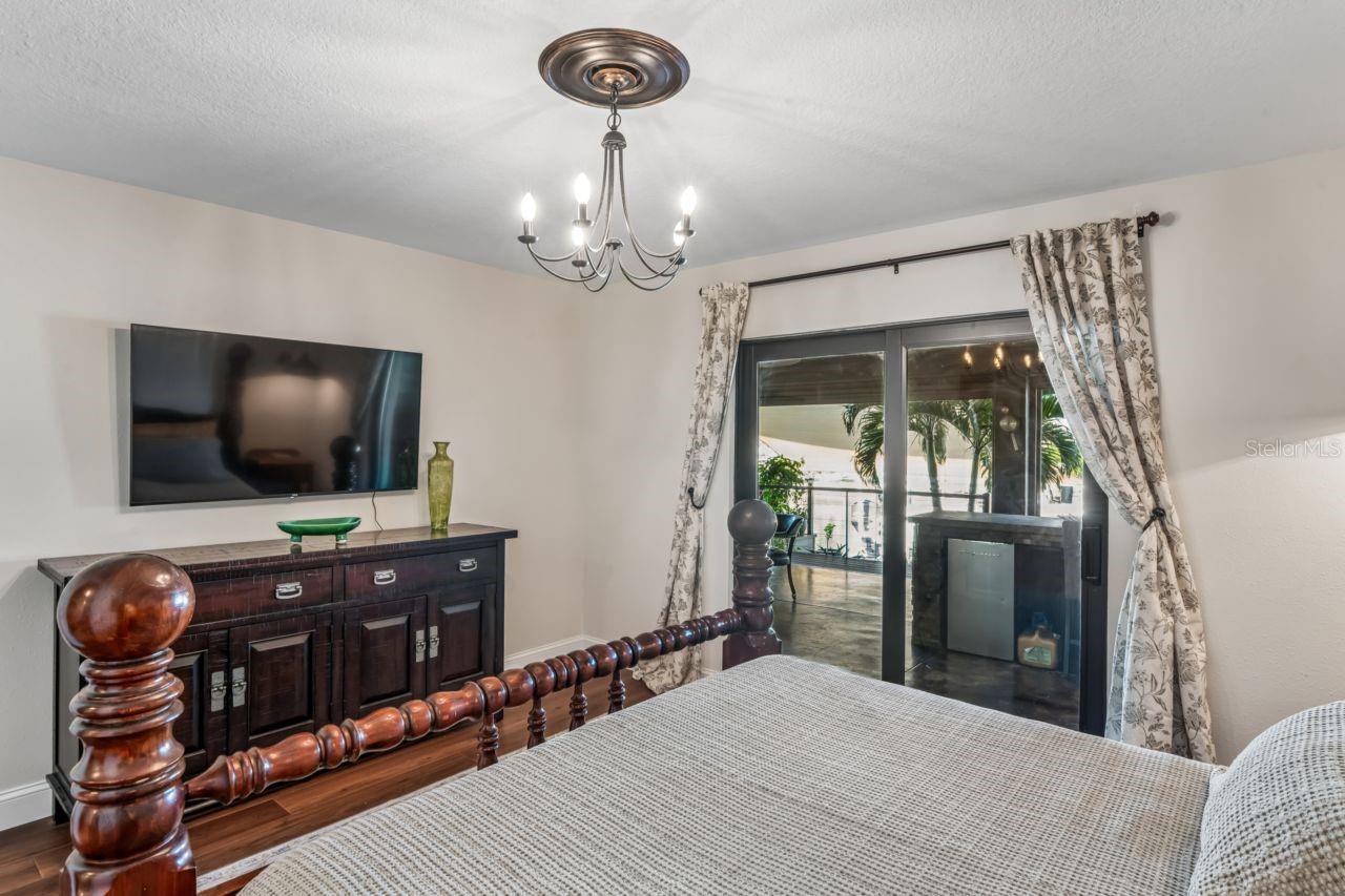FLOR A MAR - Residential