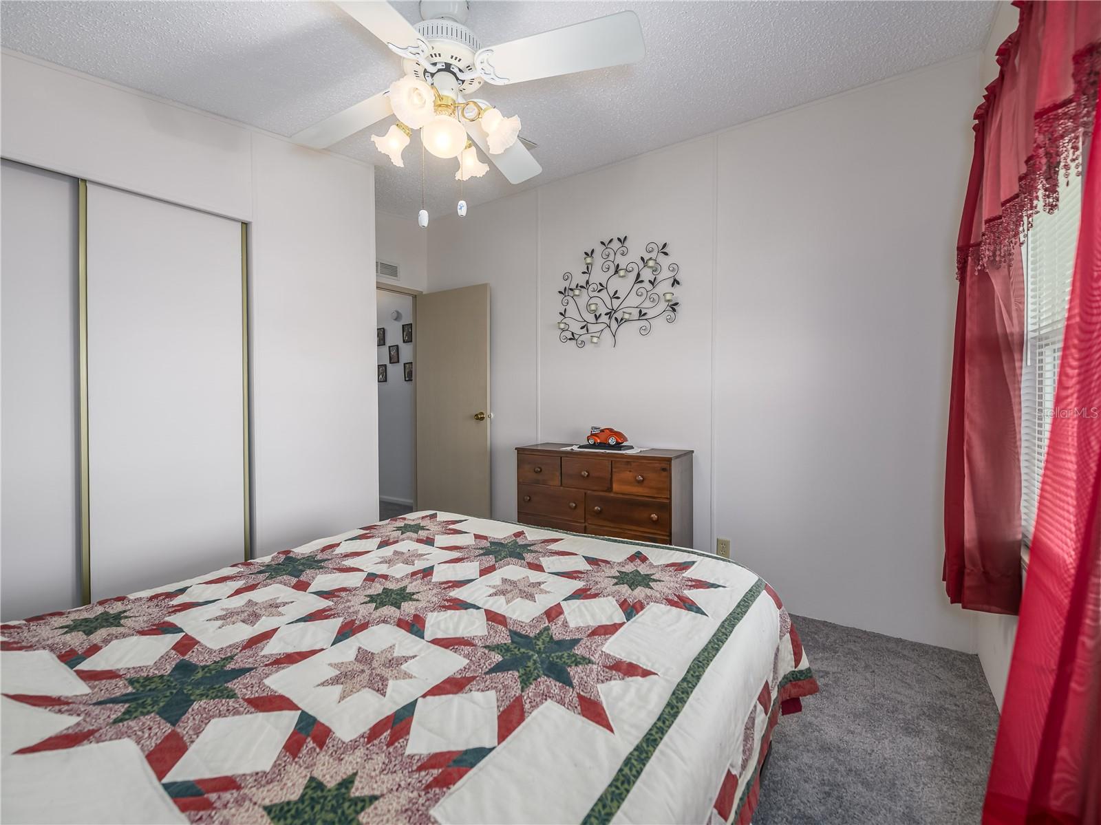 SOUTH HILL MHP - Residential