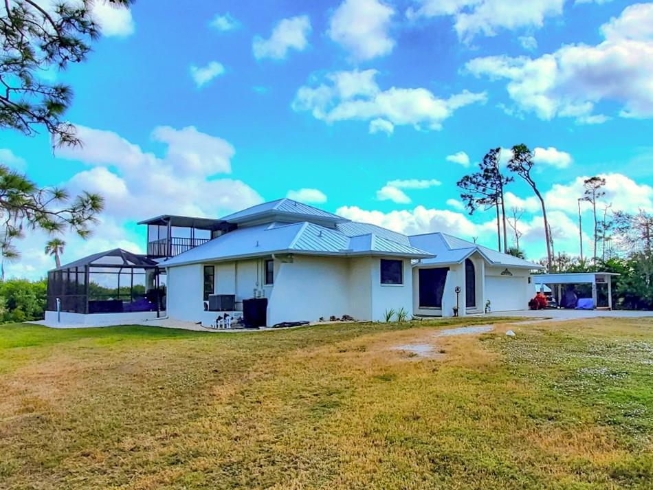 18 RIVERFRONT DRIVE