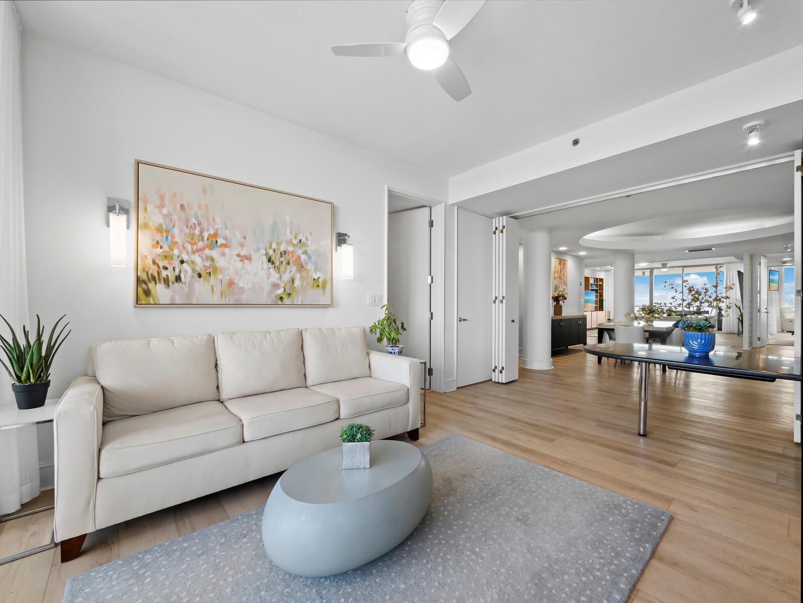 GRAND BAY 1 - Residential
