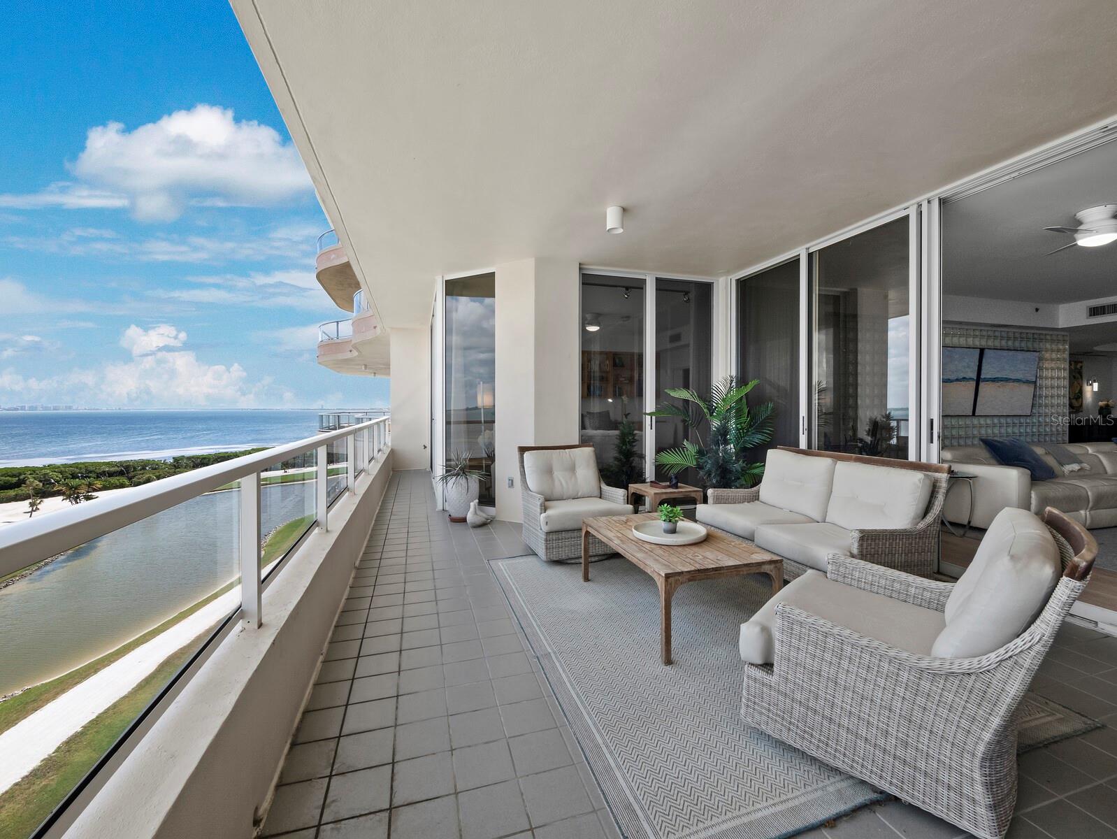 GRAND BAY 1 - Residential