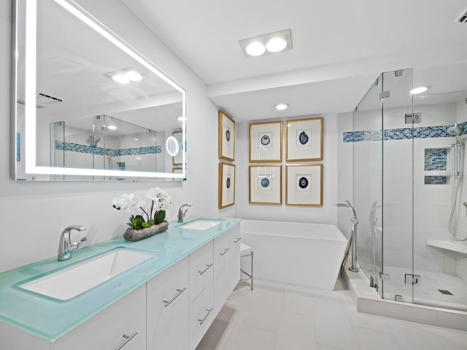 GRAND BAY 1 - Residential