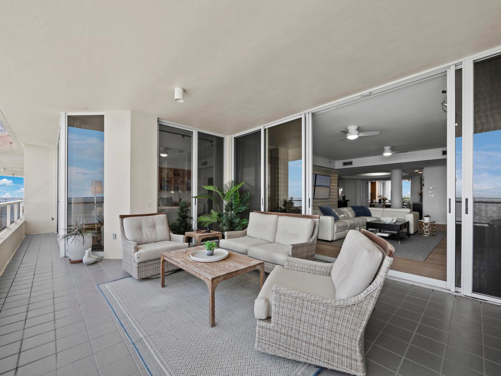 GRAND BAY 1 - Residential