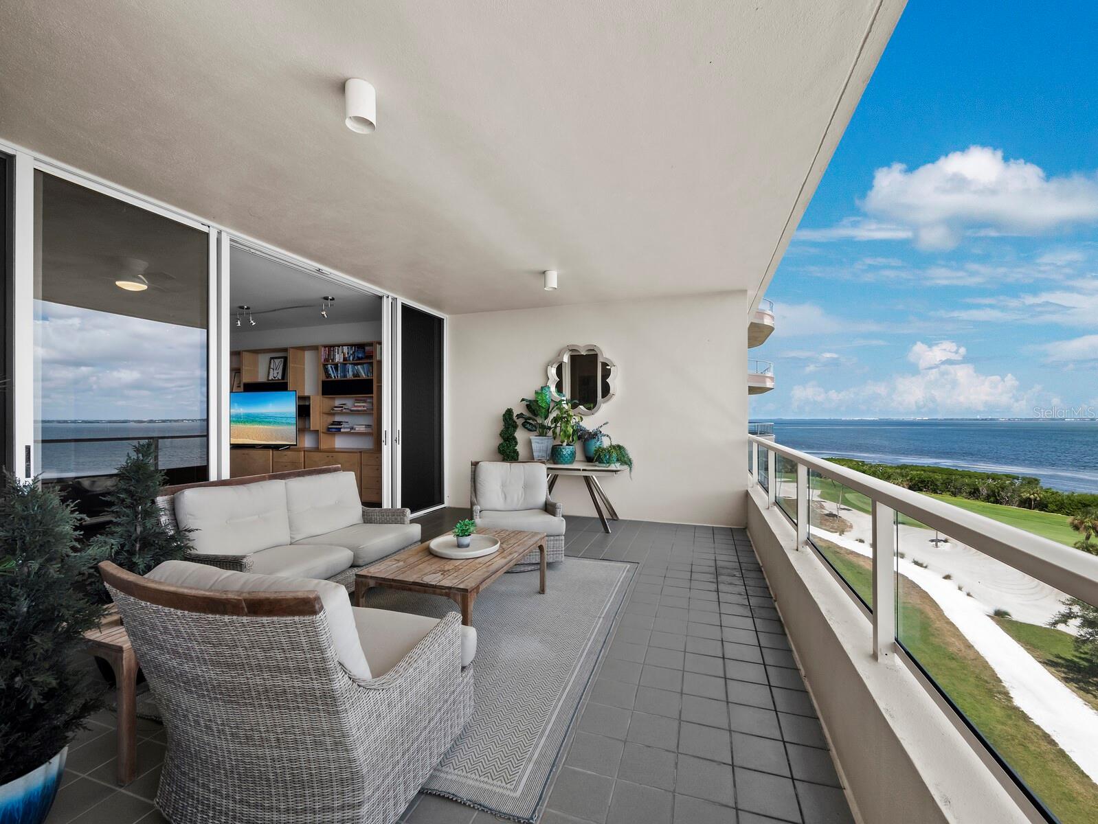 GRAND BAY 1 - Residential