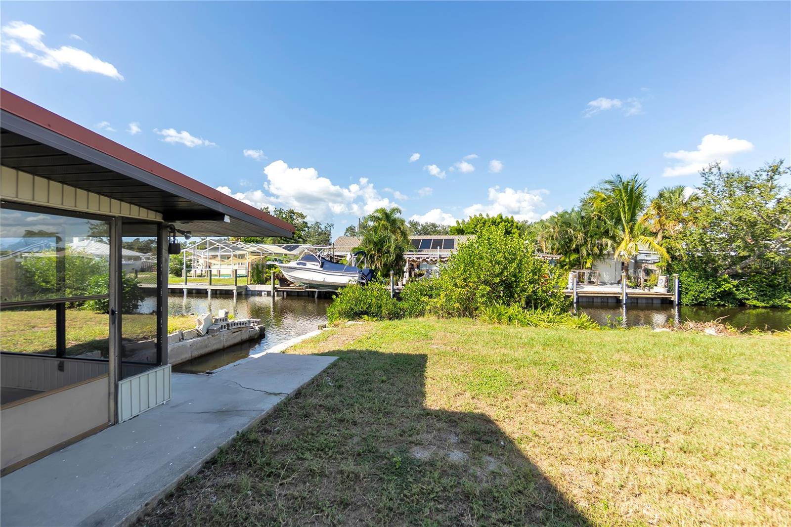 1003; ELLENTON OFF RIVER E OF GREEN BRIDGE - Residential