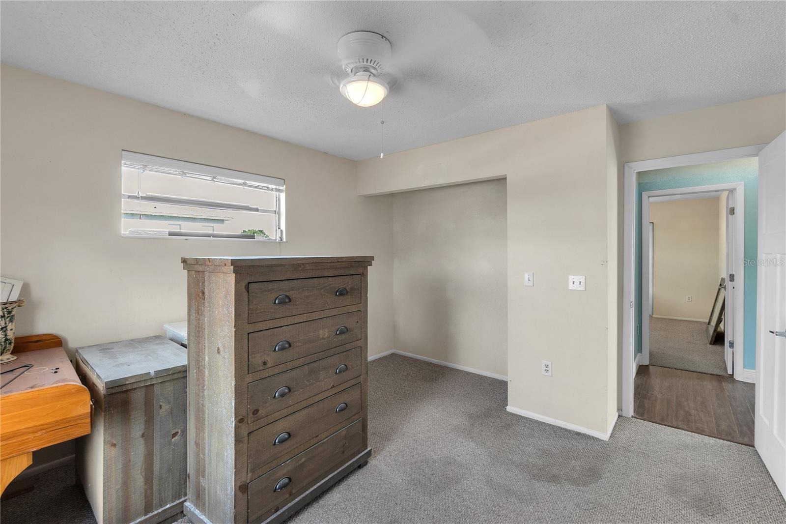 1003; ELLENTON OFF RIVER E OF GREEN BRIDGE - Residential