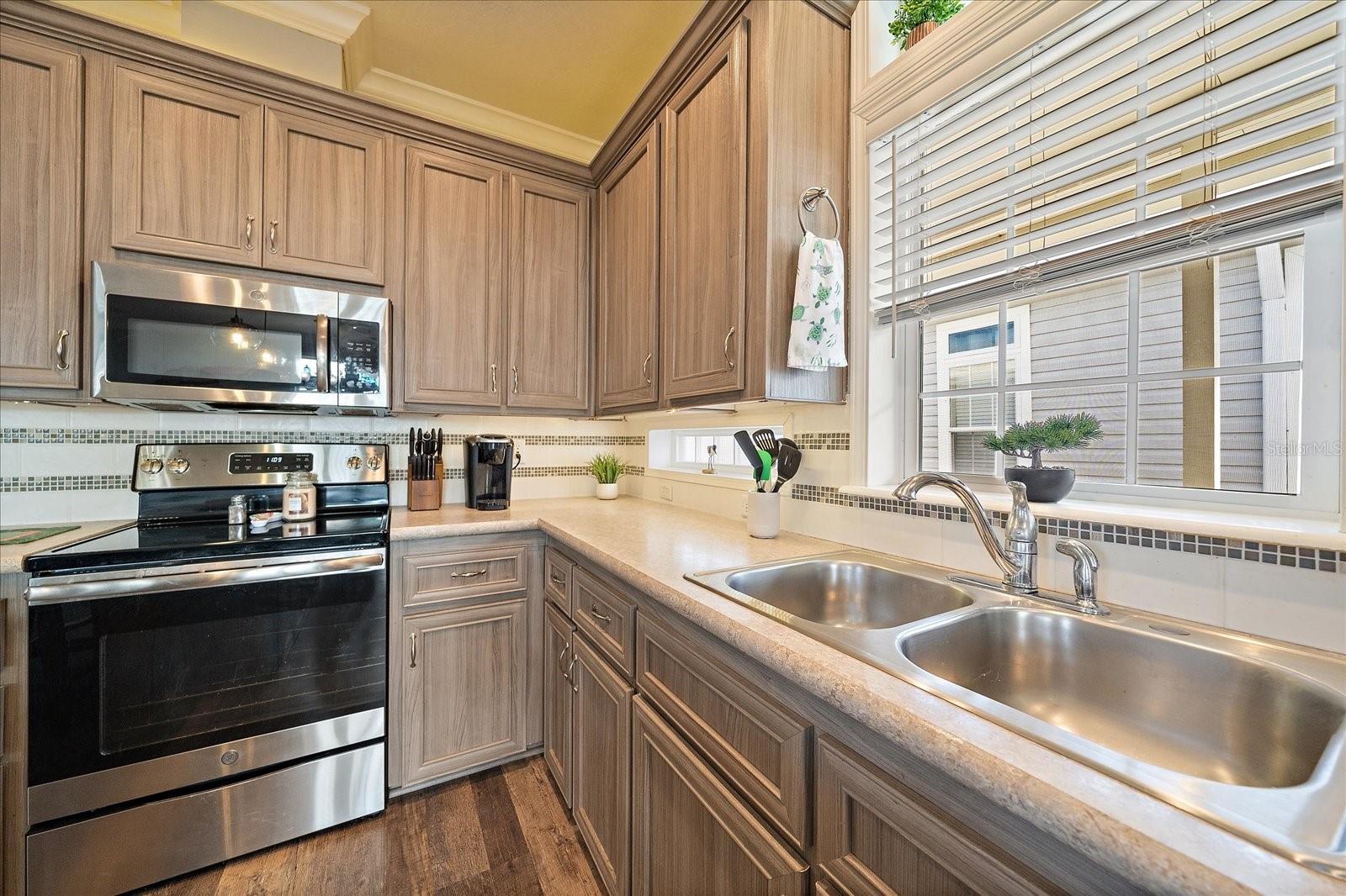 TROPIC ISLES CO-OP - Residential