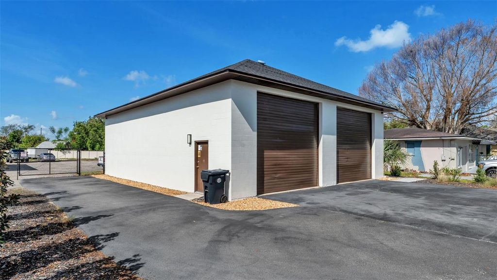 Photo of 208 Howard Street, Auburndale, FL 33823 (MLS # L4960881)